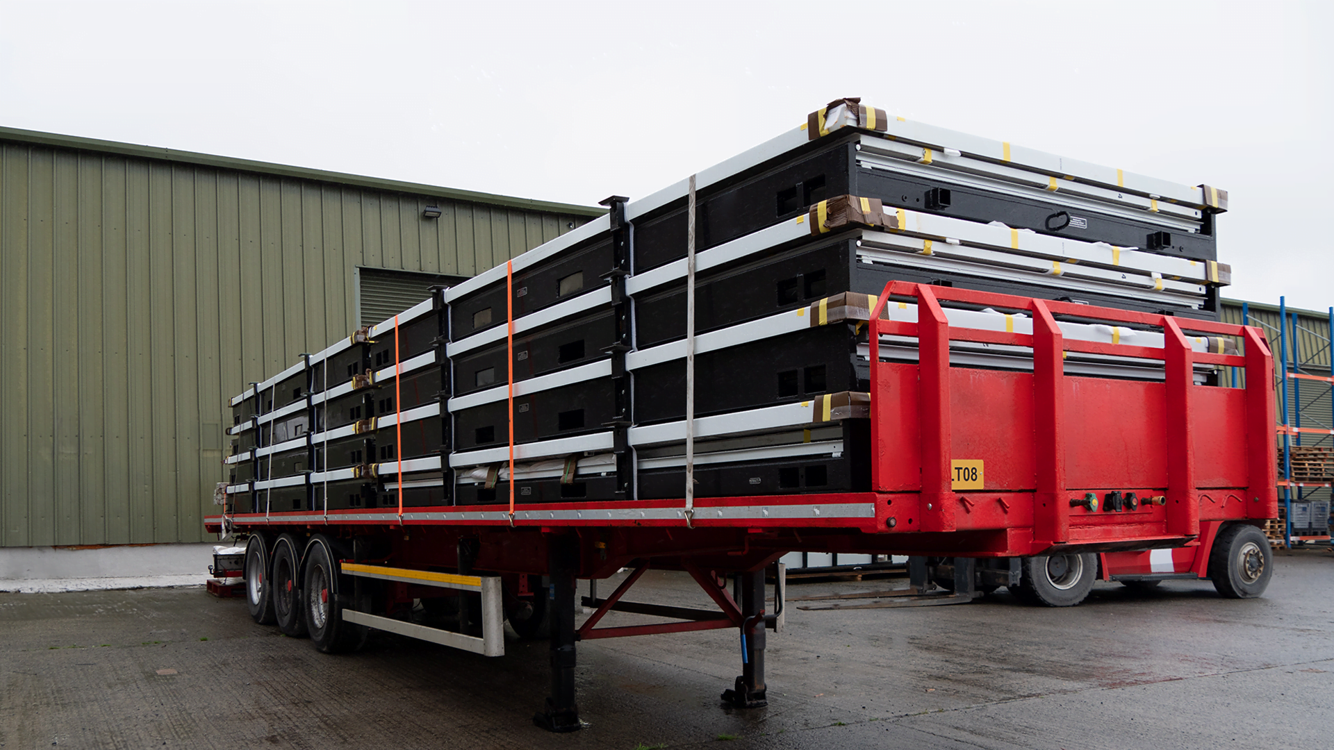 ZBoxesoptrailer STREPPEL Z Boxes op trailer